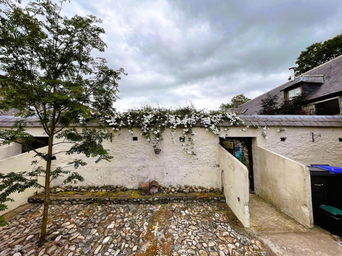 Deveron Valley Cottages Marnoch Экстерьер фото