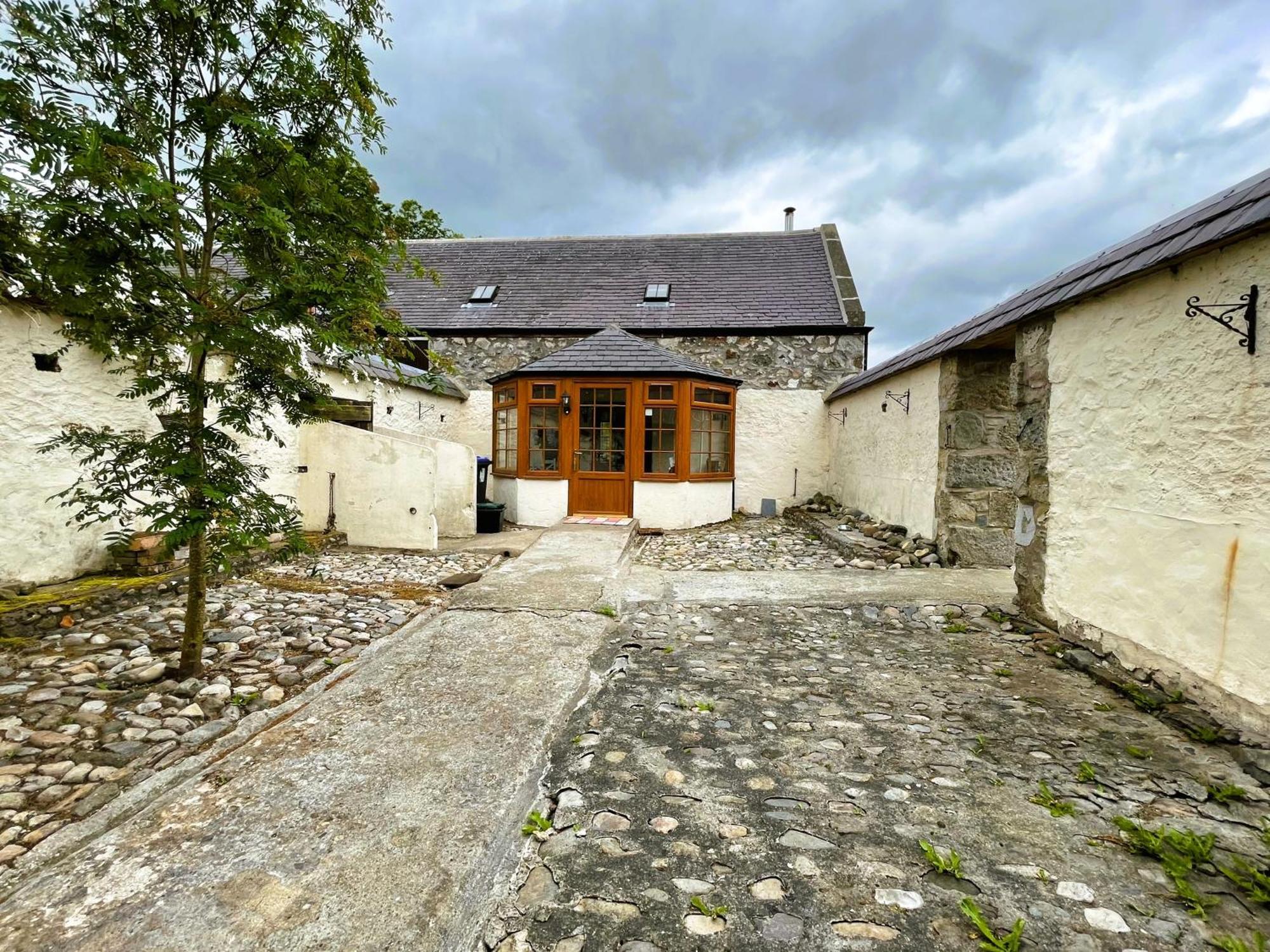 Deveron Valley Cottages Marnoch Номер фото